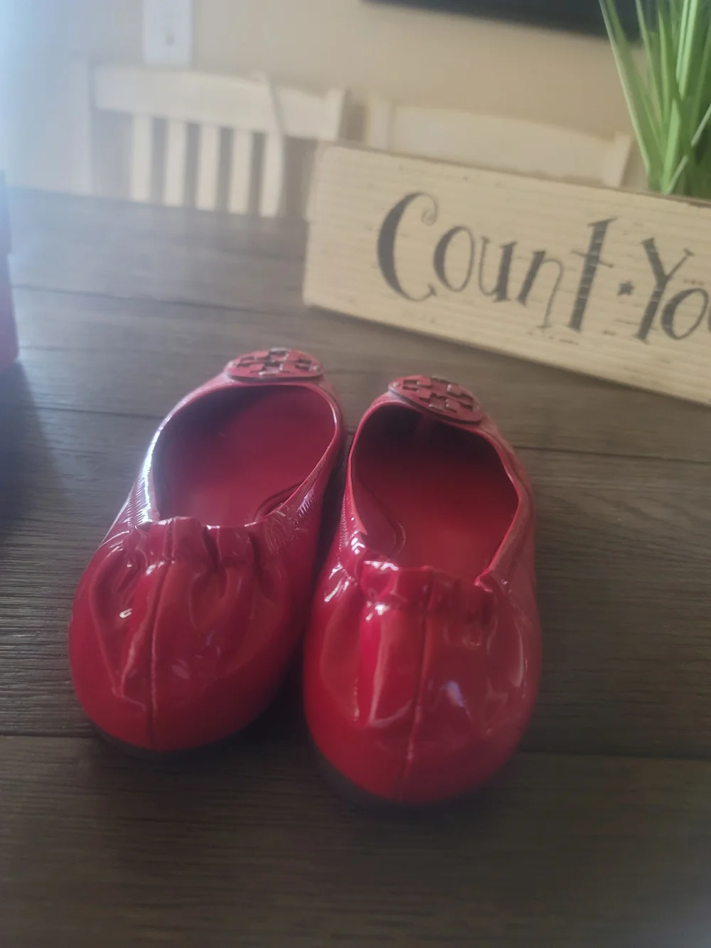 Tory Burch Red Patent Leather Logo Ballet Flats - Picture 3 of 5